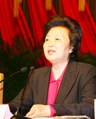 张艳在无锡市工会工作会议暨庆祝“五一”国际劳动节大会上的讲话